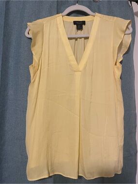 RACHEL Rachel Roy Pale Yellow V-Neck Flutter Sleeve Blouse